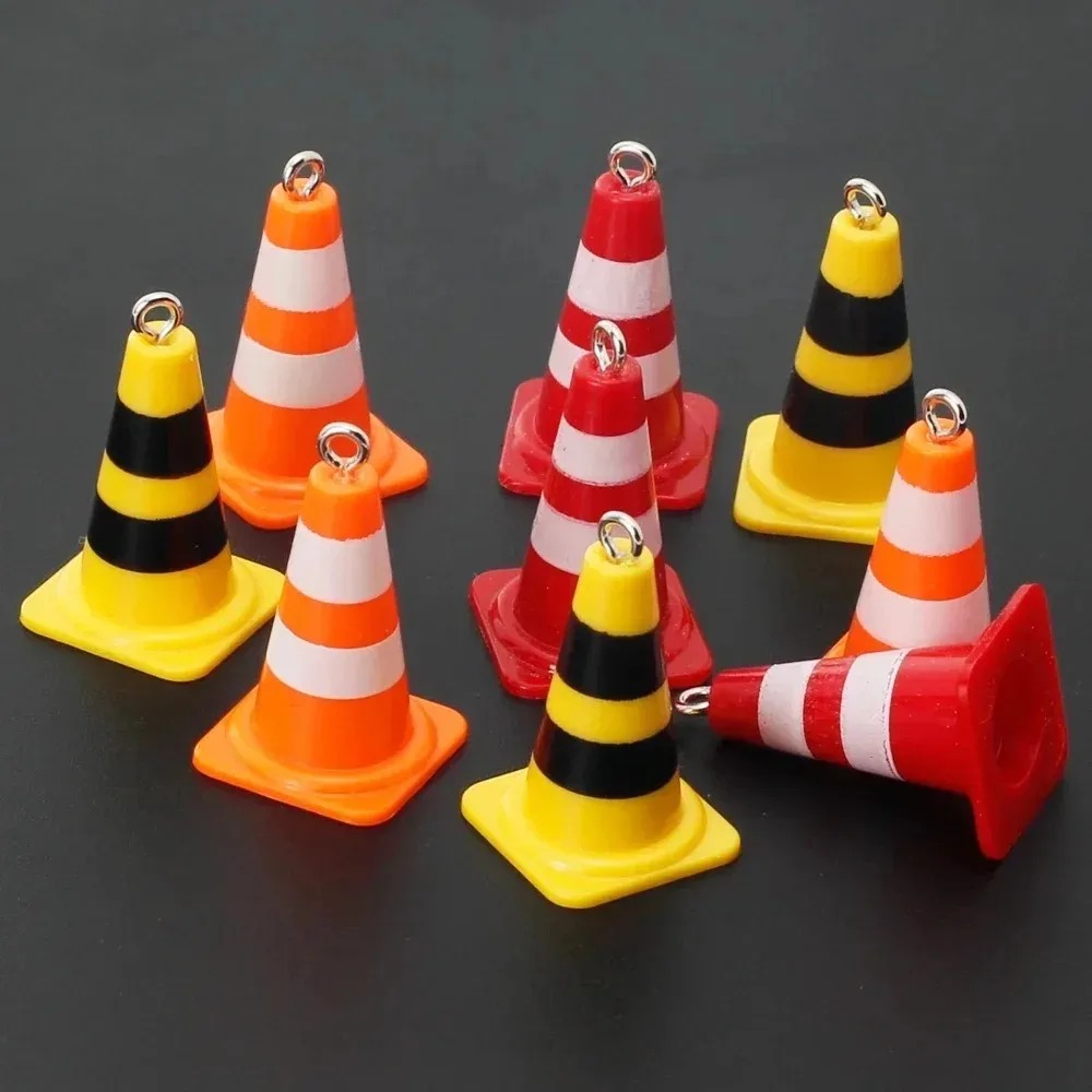 10 Pezzi Divertenti Ciondoli a - Road Traffic Cone recensione e prezzo