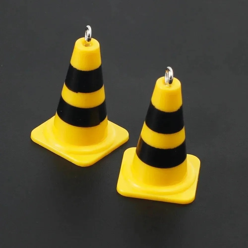 10 Pezzi Divertenti Ciondoli a - Road Traffic Cone recensione e prezzo